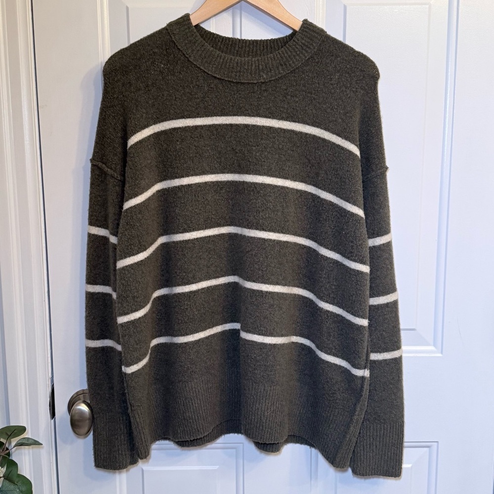 Aerie Women's Olive and White Striped Crewneck Sweater